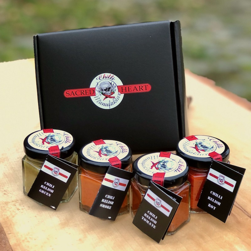 Kulinarische Geschenke für Griller hier ein Geschenkbox mit 4 Chilipasten zum Kaufen
