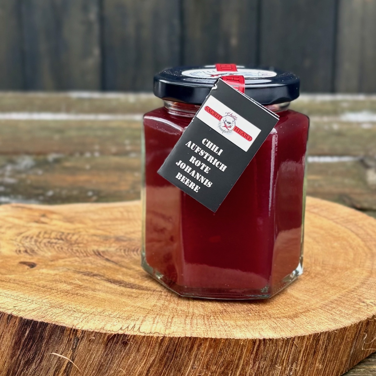 Fruchtaufstrich rote Johannisbeere mit leichter Chilischärfe im Glas von der Chilli Manufaktur kaufen