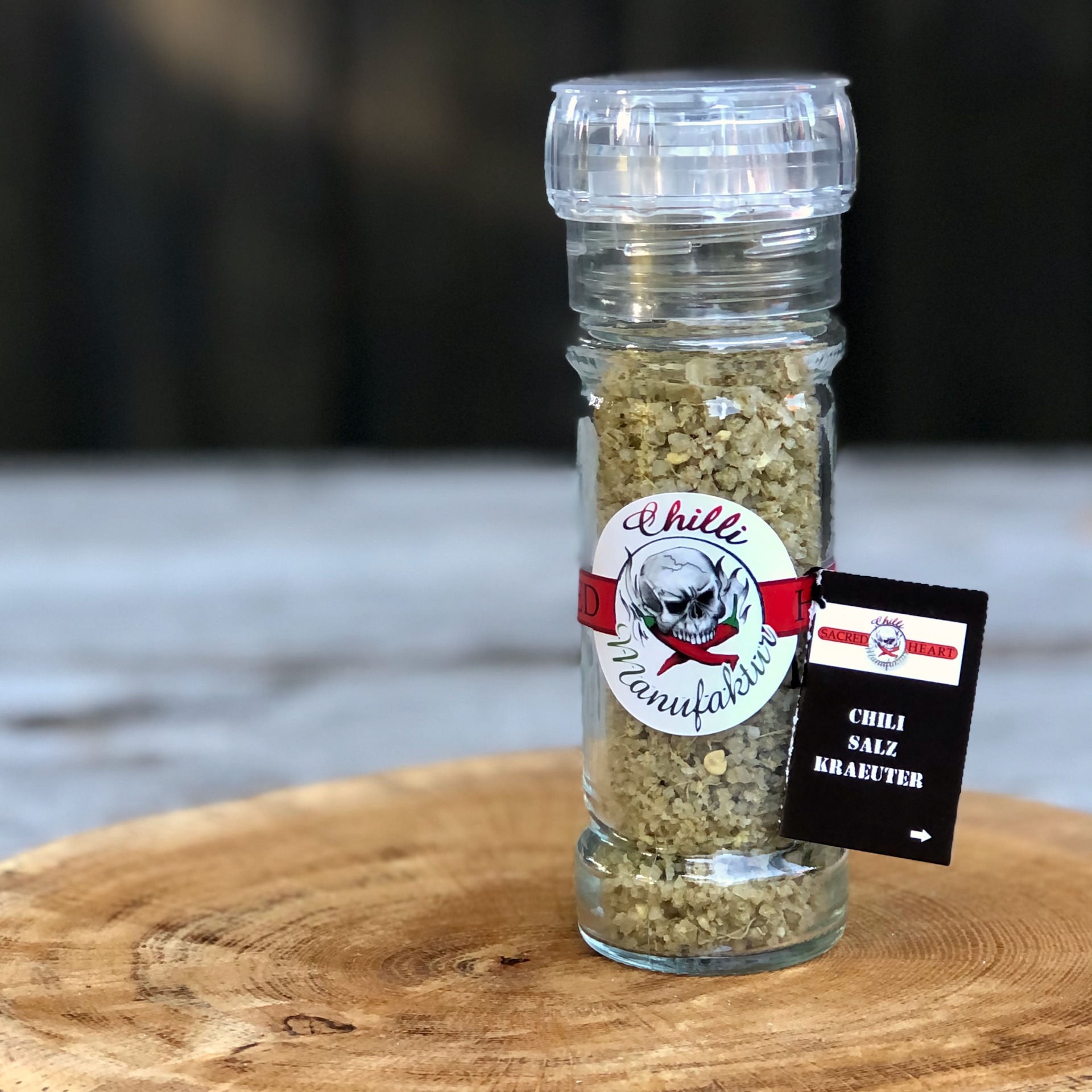 Chili Kräutersalz in der Mühle kaufen Chili Kräutersalz in der Mühle mit angenehmer Schärfe von der Chilli Manufaktur kaufen